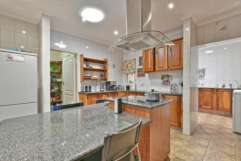 4 Bedroom Property for Sale in Bassonia Gauteng