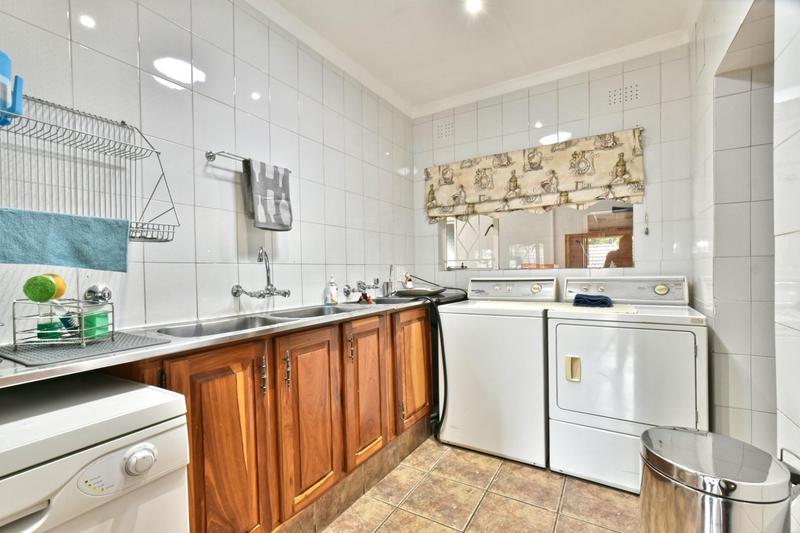 4 Bedroom Property for Sale in Bassonia Gauteng