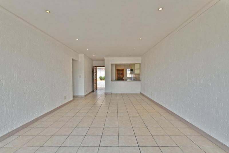 3 Bedroom Property for Sale in Glenvista Gauteng