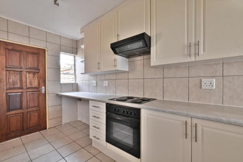 3 Bedroom Property for Sale in Glenvista Gauteng