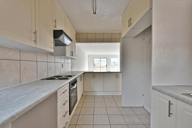 3 Bedroom Property for Sale in Glenvista Gauteng