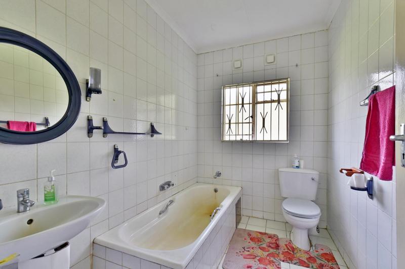 5 Bedroom Property for Sale in Randpark Ridge Gauteng