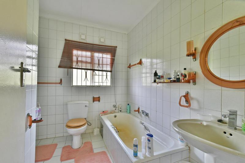 5 Bedroom Property for Sale in Randpark Ridge Gauteng