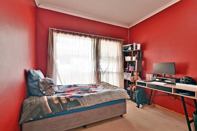 3 Bedroom Property for Sale in Radiokop Gauteng