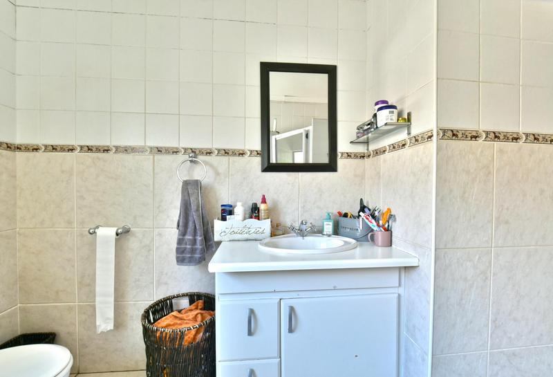 3 Bedroom Property for Sale in Radiokop Gauteng