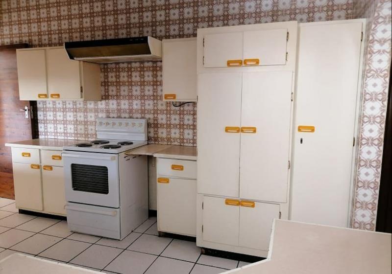 3 Bedroom Property for Sale in Brackendowns Gauteng