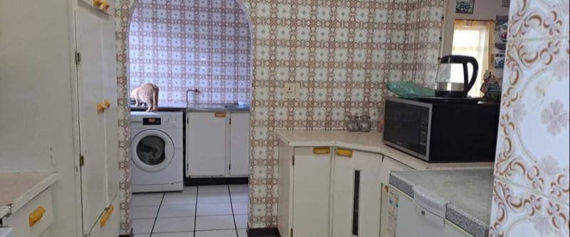3 Bedroom Property for Sale in Brackendowns Gauteng