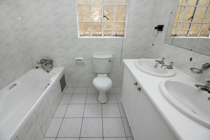 2 Bedroom Property for Sale in Northgate Gauteng