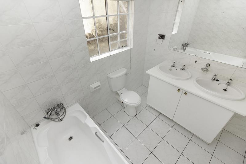 2 Bedroom Property for Sale in Northgate Gauteng