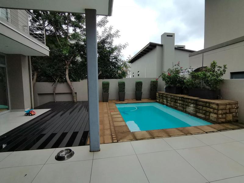 To Let 4 Bedroom Property for Rent in Bedfordview Gauteng