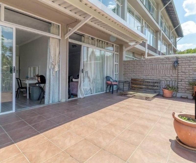 To Let 2 Bedroom Property for Rent in Parkmore Gauteng