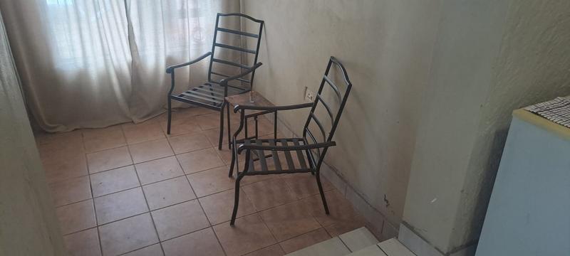 To Let 1 Bedroom Property for Rent in Birchleigh Gauteng