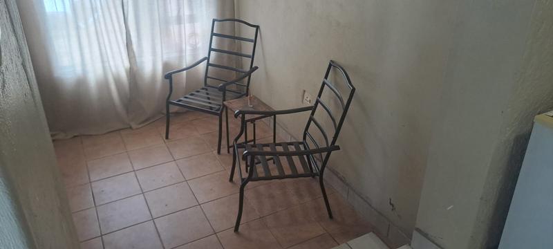 To Let 1 Bedroom Property for Rent in Birchleigh Gauteng