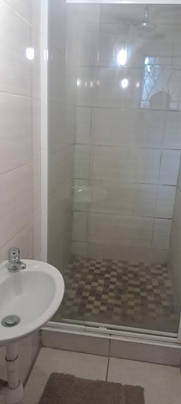 To Let 1 Bedroom Property for Rent in Birchleigh Gauteng
