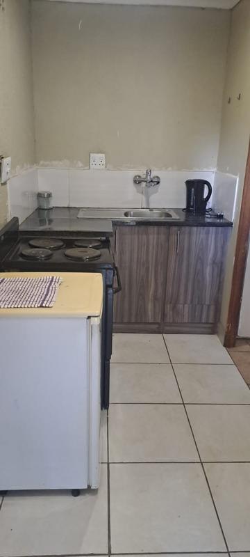 To Let 1 Bedroom Property for Rent in Birchleigh Gauteng