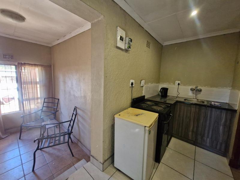 To Let 1 Bedroom Property for Rent in Birchleigh Gauteng
