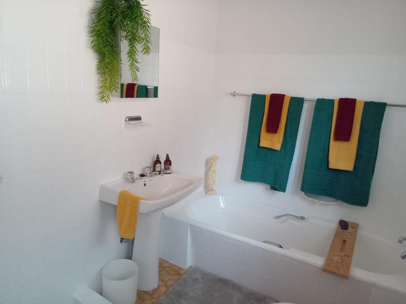 5 Bedroom Property for Sale in Hennopspark Gauteng