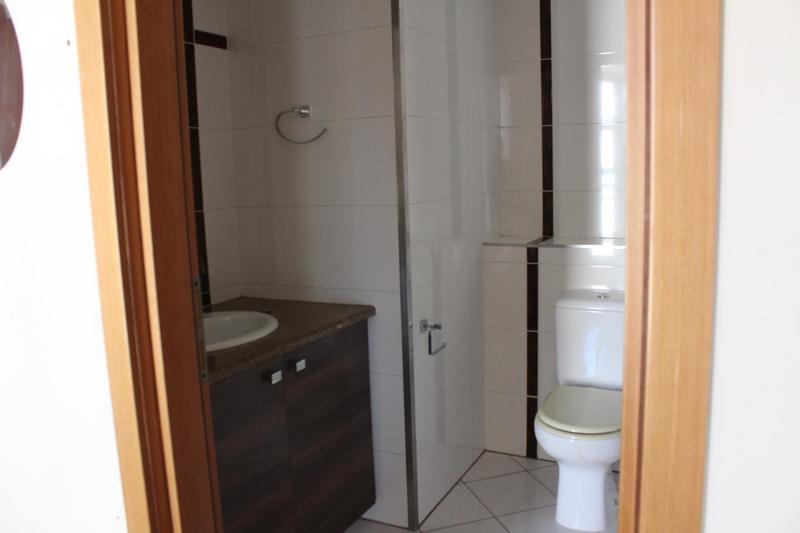 To Let 2 Bedroom Property for Rent in Bedford Gardens Gauteng