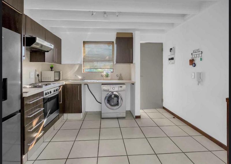 To Let 1 Bedroom Property for Rent in Broadacres Gauteng