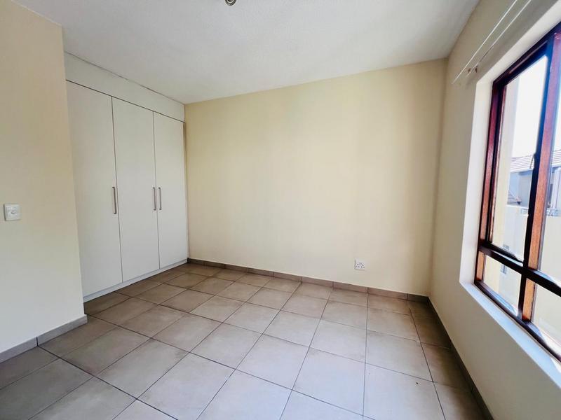To Let 1 Bedroom Property for Rent in Broadacres Gauteng
