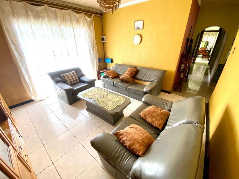 3 Bedroom Property for Sale in Fleurhof Gauteng