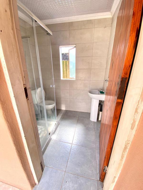 3 Bedroom Property for Sale in Fleurhof Gauteng