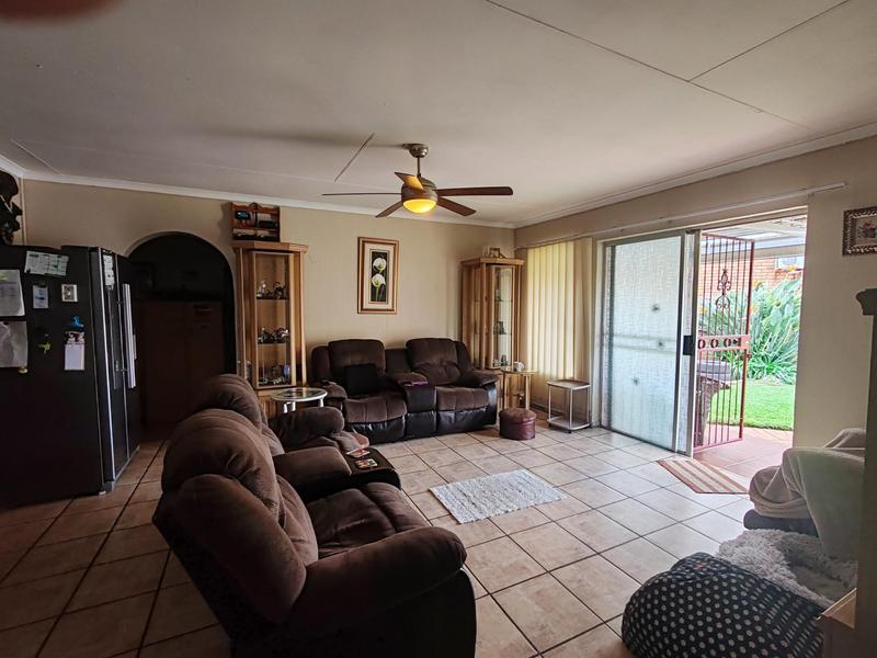 3 Bedroom Property for Sale in Wierda Park Gauteng