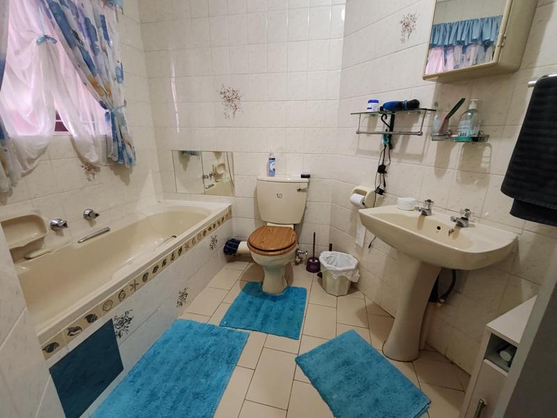 3 Bedroom Property for Sale in Wierda Park Gauteng