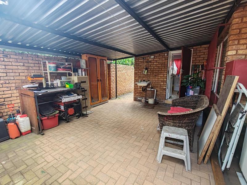 3 Bedroom Property for Sale in Wierda Park Gauteng