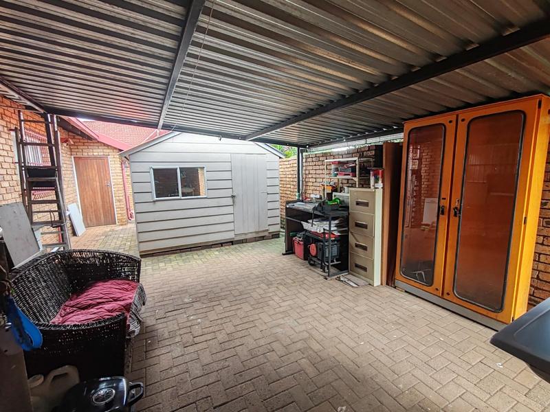 3 Bedroom Property for Sale in Wierda Park Gauteng