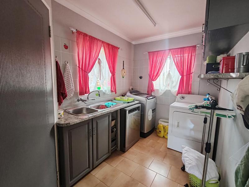 3 Bedroom Property for Sale in Wierda Park Gauteng