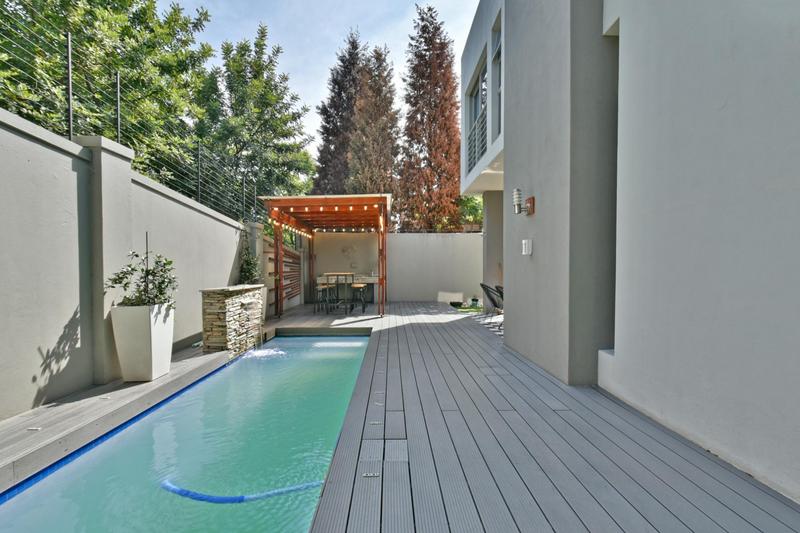 3 Bedroom Property for Sale in Bryanston Gauteng