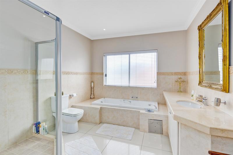 3 Bedroom Property for Sale in Melrose North Gauteng