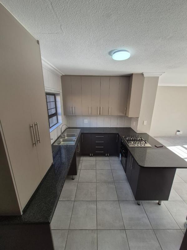 To Let 3 Bedroom Property for Rent in Meyersdal Gauteng