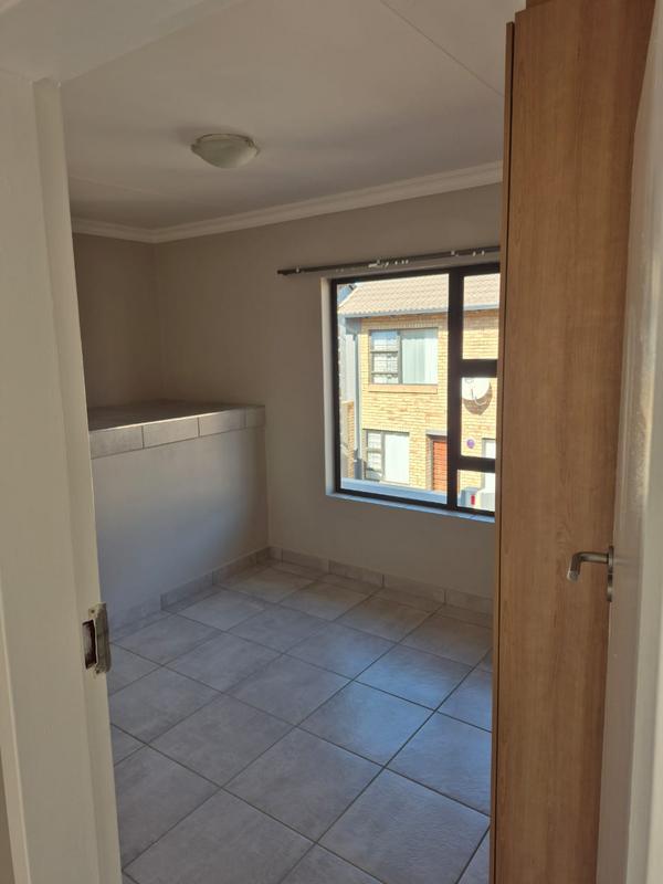 To Let 3 Bedroom Property for Rent in Meyersdal Gauteng