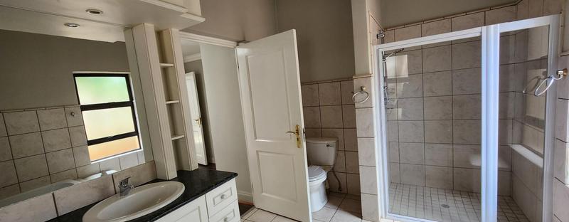 5 Bedroom Property for Sale in Oriel Gauteng