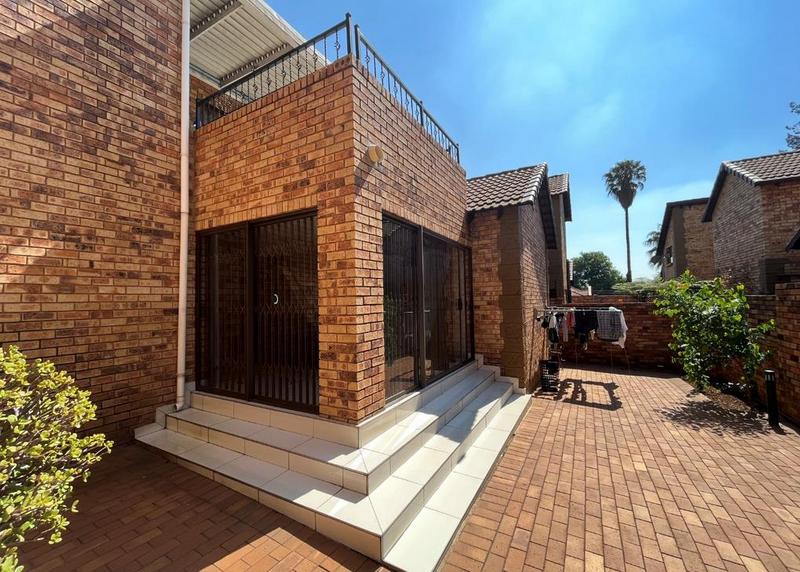 3 Bedroom Property for Sale in Oriel Gauteng