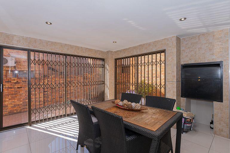 3 Bedroom Property for Sale in Oriel Gauteng