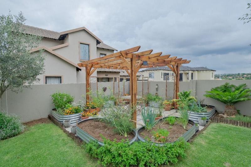 3 Bedroom Property for Sale in Amberfield Valley Gauteng