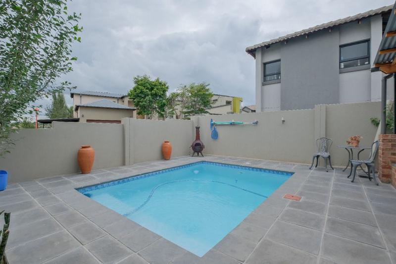 3 Bedroom Property for Sale in Amberfield Valley Gauteng