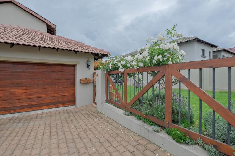3 Bedroom Property for Sale in Amberfield Valley Gauteng