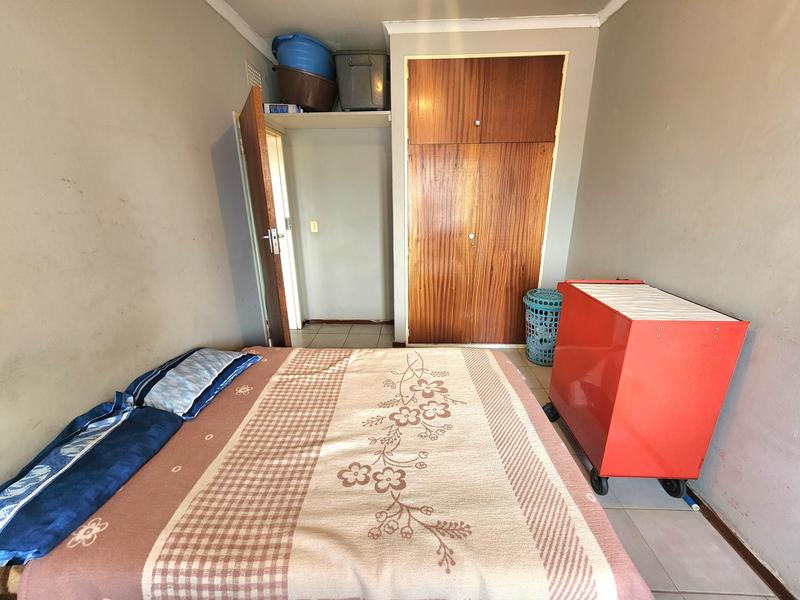 2 Bedroom Property for Sale in Cruywagenpark Gauteng
