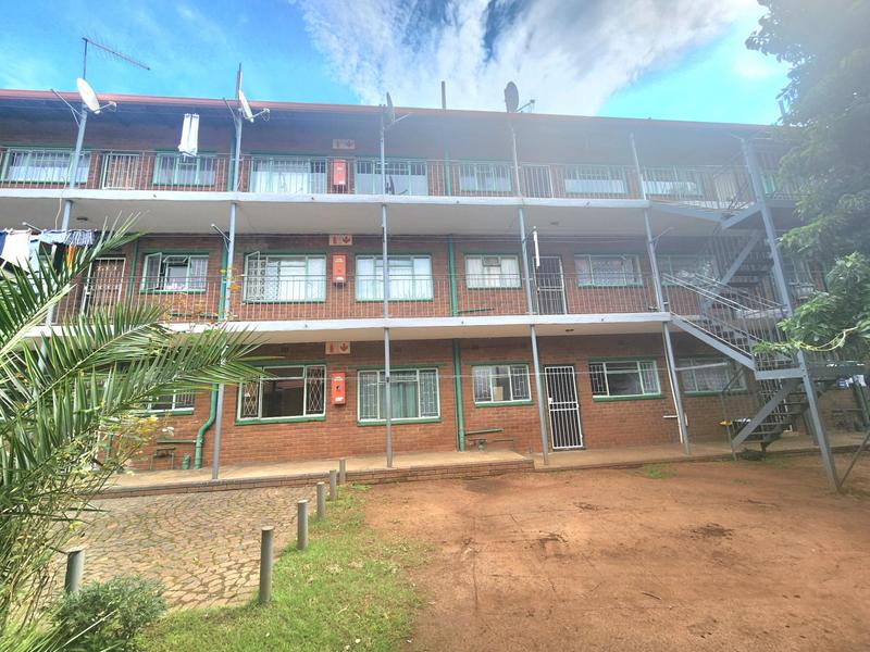2 Bedroom Property for Sale in Cruywagenpark Gauteng