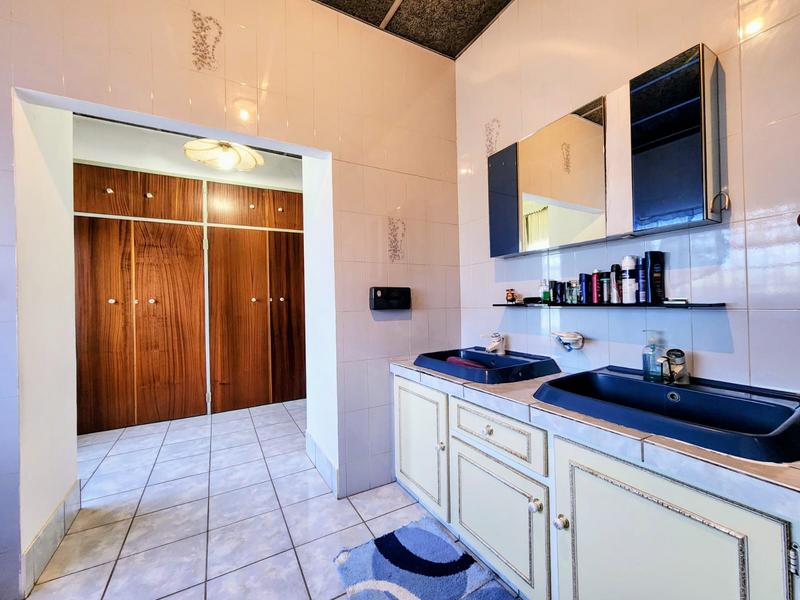 3 Bedroom Property for Sale in Kameeldrift West Gauteng