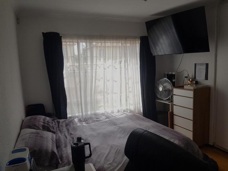3 Bedroom Property for Sale in Heuwelsig Estate Gauteng