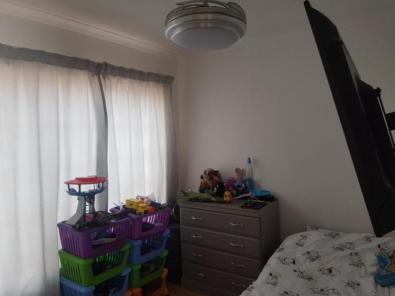 3 Bedroom Property for Sale in Heuwelsig Estate Gauteng