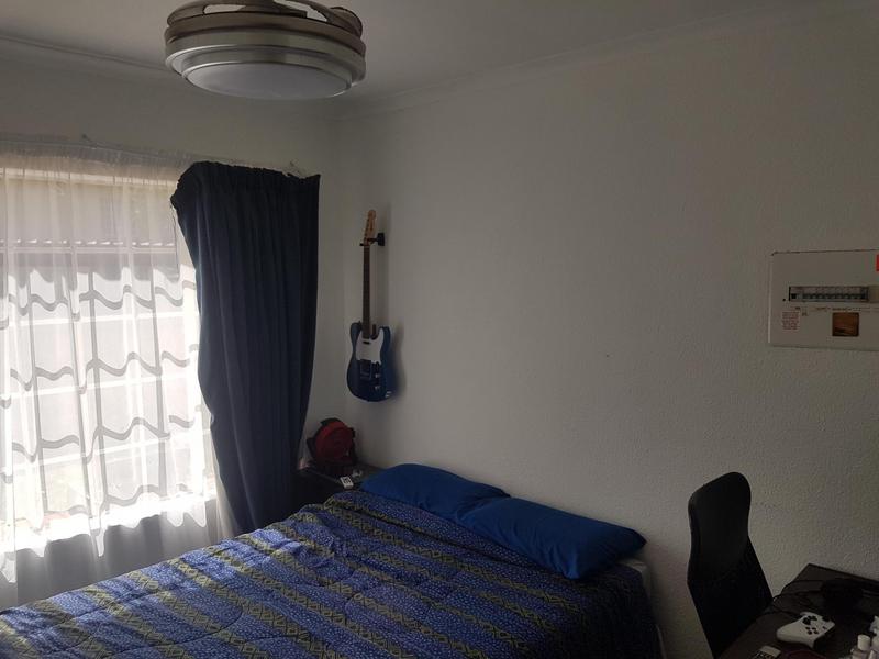 3 Bedroom Property for Sale in Heuwelsig Estate Gauteng