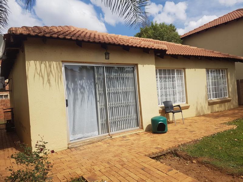 3 Bedroom Property for Sale in Heuwelsig Estate Gauteng