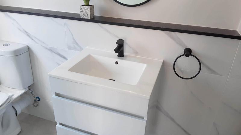 To Let 2 Bedroom Property for Rent in Waterfall Gauteng