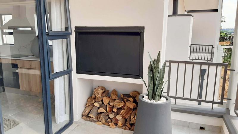 To Let 2 Bedroom Property for Rent in Waterfall Gauteng